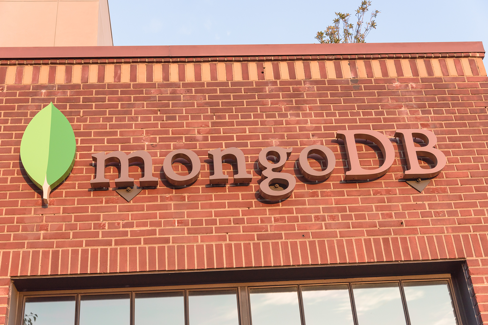 MongoDB MDB stock news and analysis